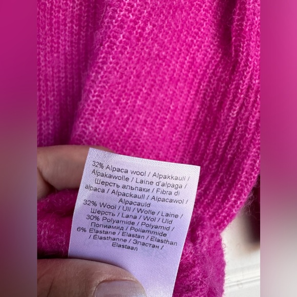 GANNI oversized hot pink v-neck tunic sweater size small - Picture 10 of 15